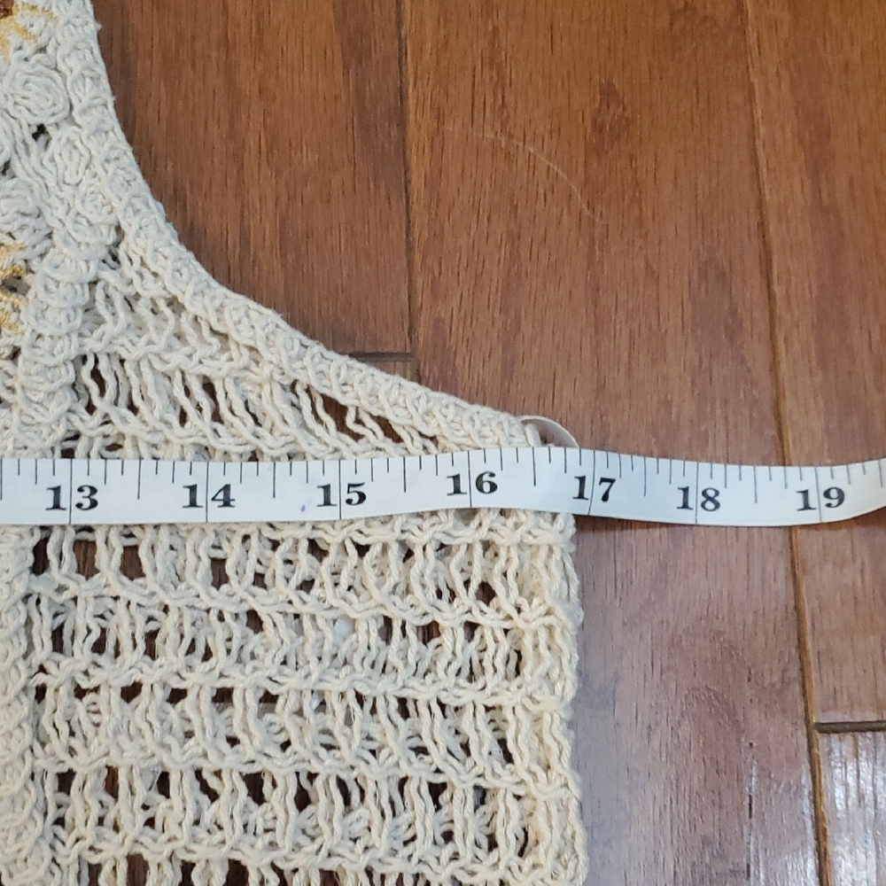 Rebellion Again Crochet Crop Tank Top Sunflowers Cream M Button Cottagecore - Picture 3 of 10